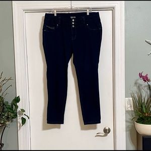 BodyCon Amethyst Sz 18 Indigo Jeans NWOTS Stretch